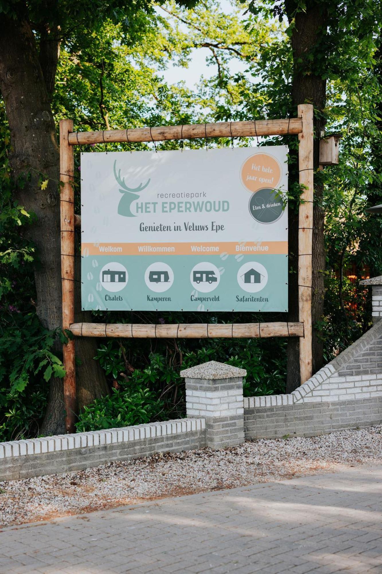Knus Gezinsverblijf In Cosi Tiny House Op De Veluwe Epe Eksteriør billede